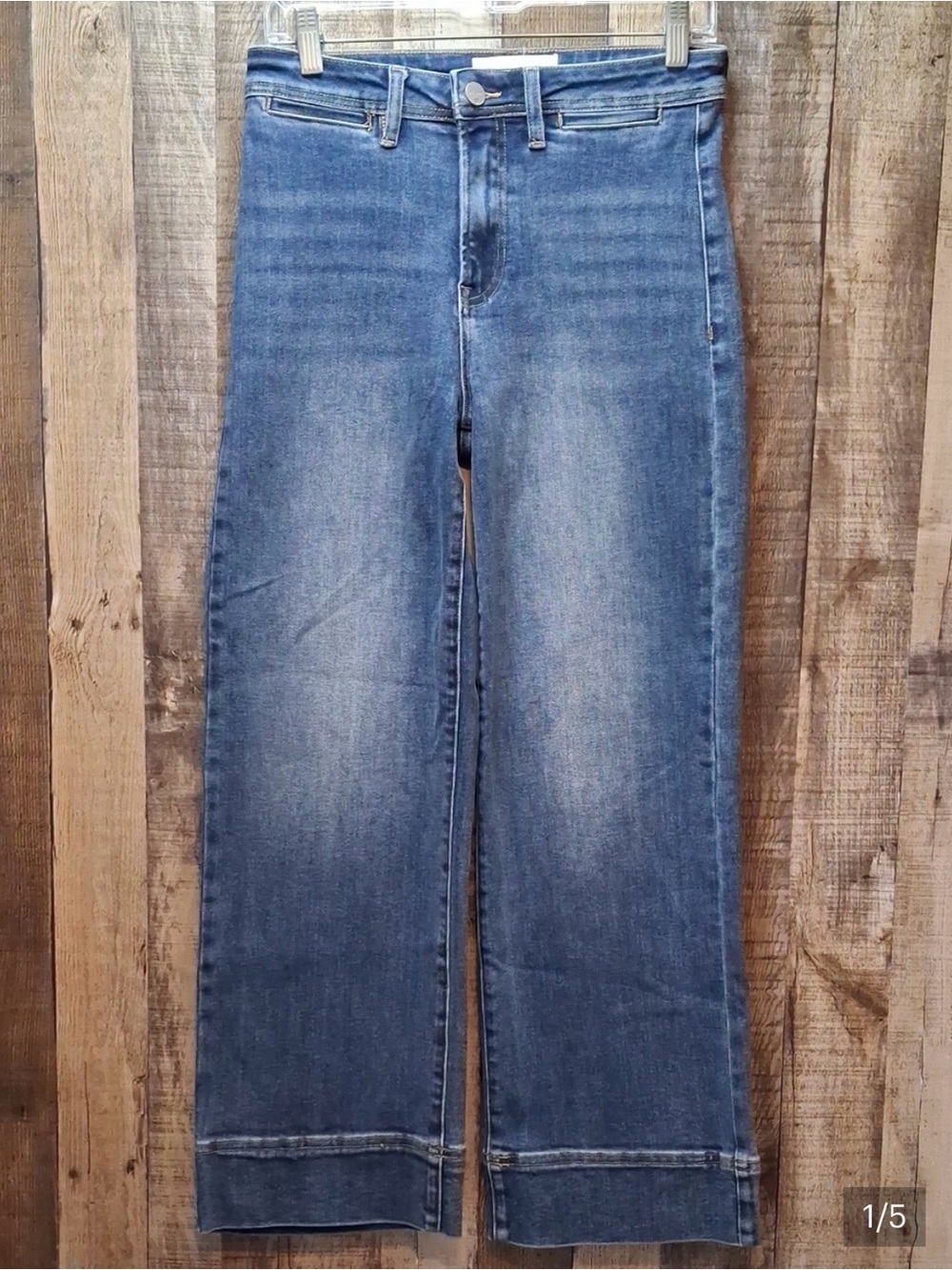Risen Ankle Jeans